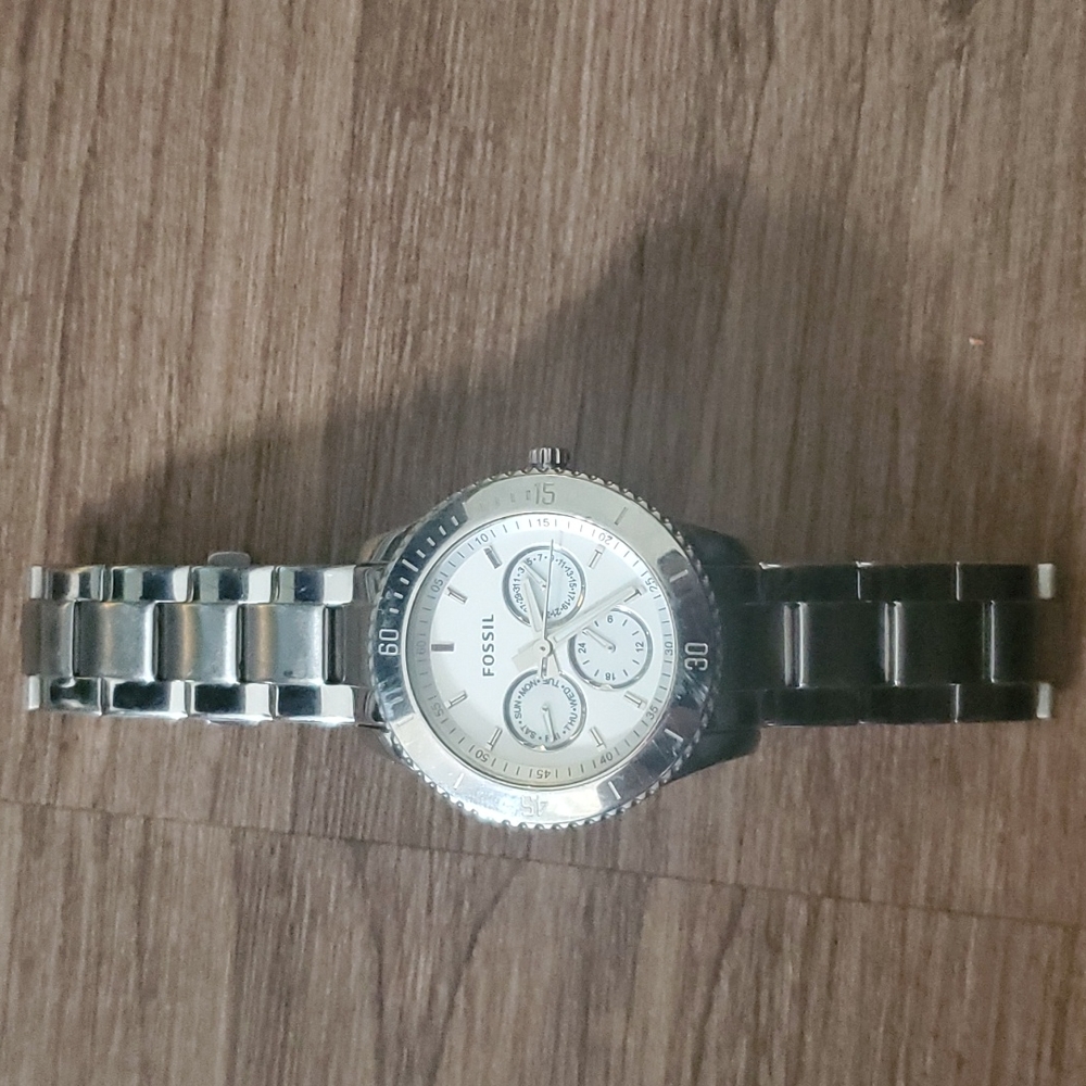Fossil Multifunction Stainless Steel Watch - Style ES3052